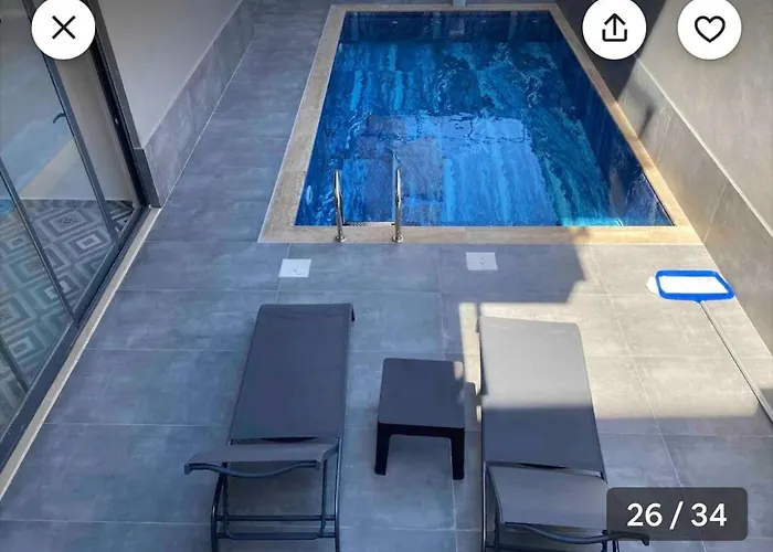 Duplex In The Heart Of Cleopatra, 200m To The אלאניה